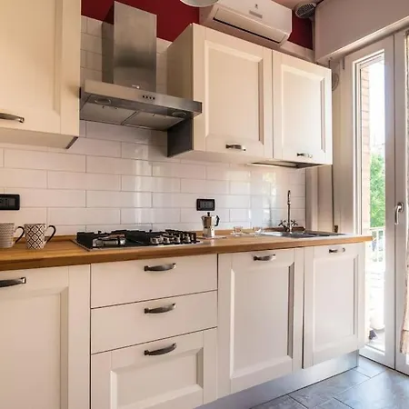 Appartement Enjoy - Bilocale Sulle Riviere A Due Passi Dalla Specola